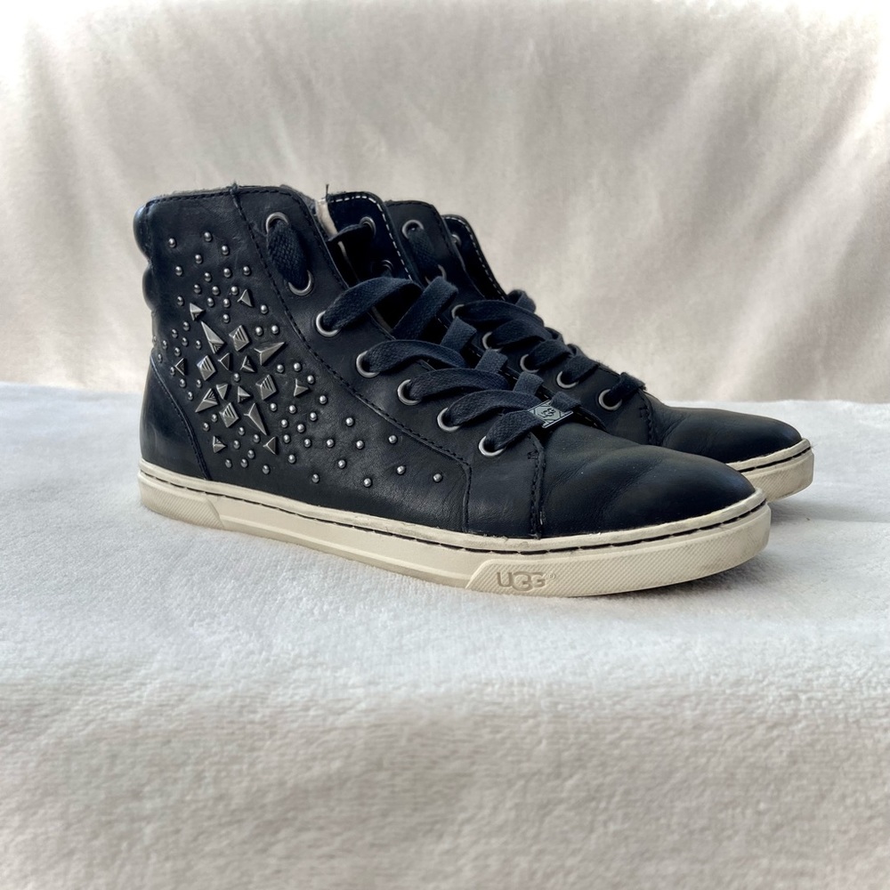 UGG Black Leather Sneaker w/ Side Studs Size 6